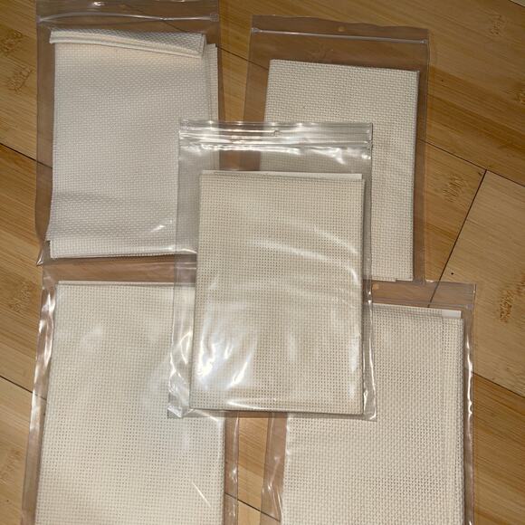 CSO Originals 14ct AIDA Counted Cross Stitch Fabric ~ IVORY ~ 12"x12" - Picture 2 of 2